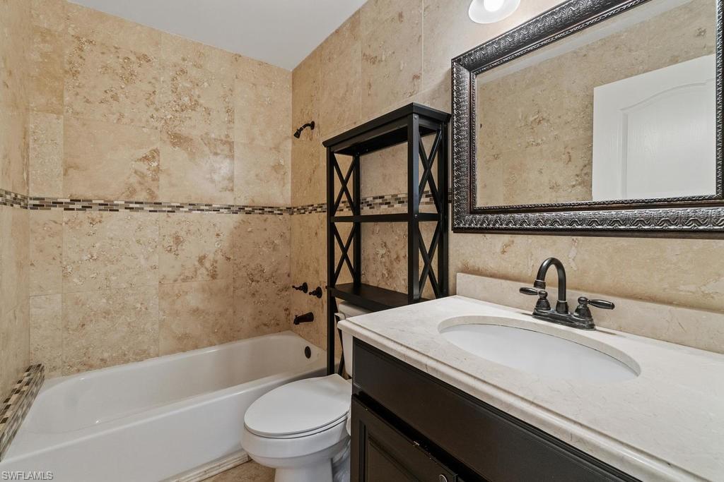 BERKSHIRE LAKES - Residential