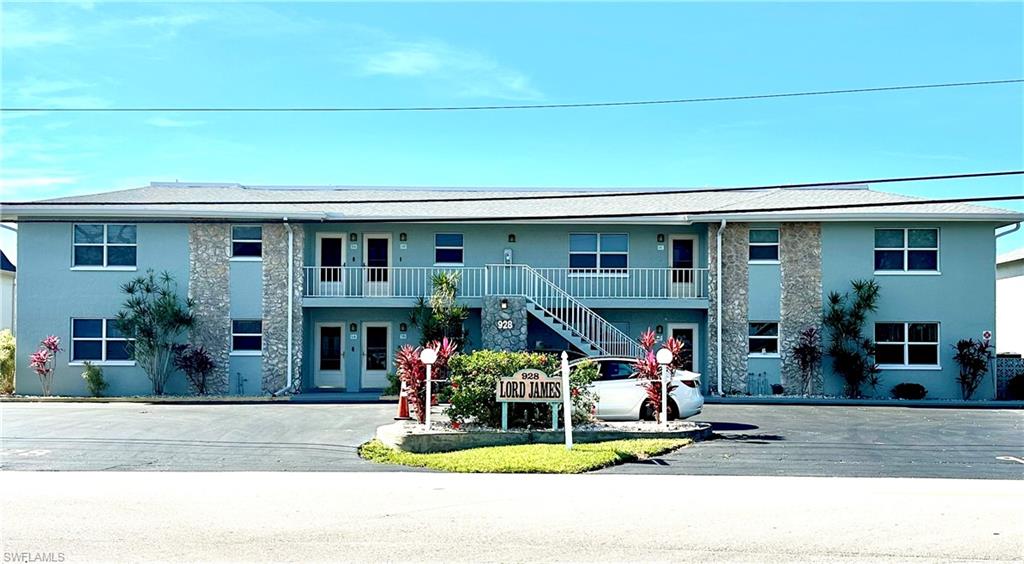 LORD JAMES CONDO - Residential