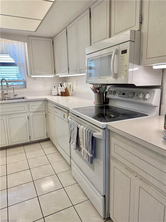 LORD JAMES CONDO - Residential