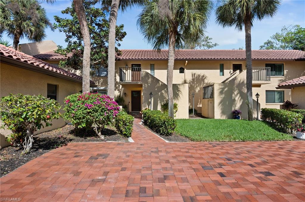 FAIRWAY OAKS - Residential