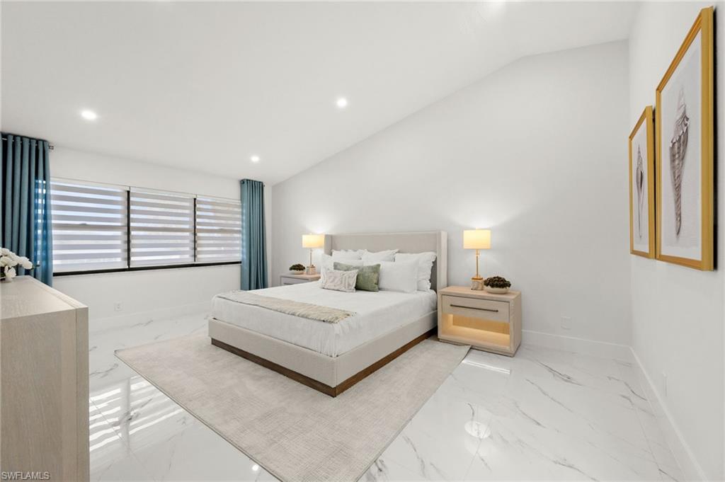 FAIRWAY OAKS - Residential