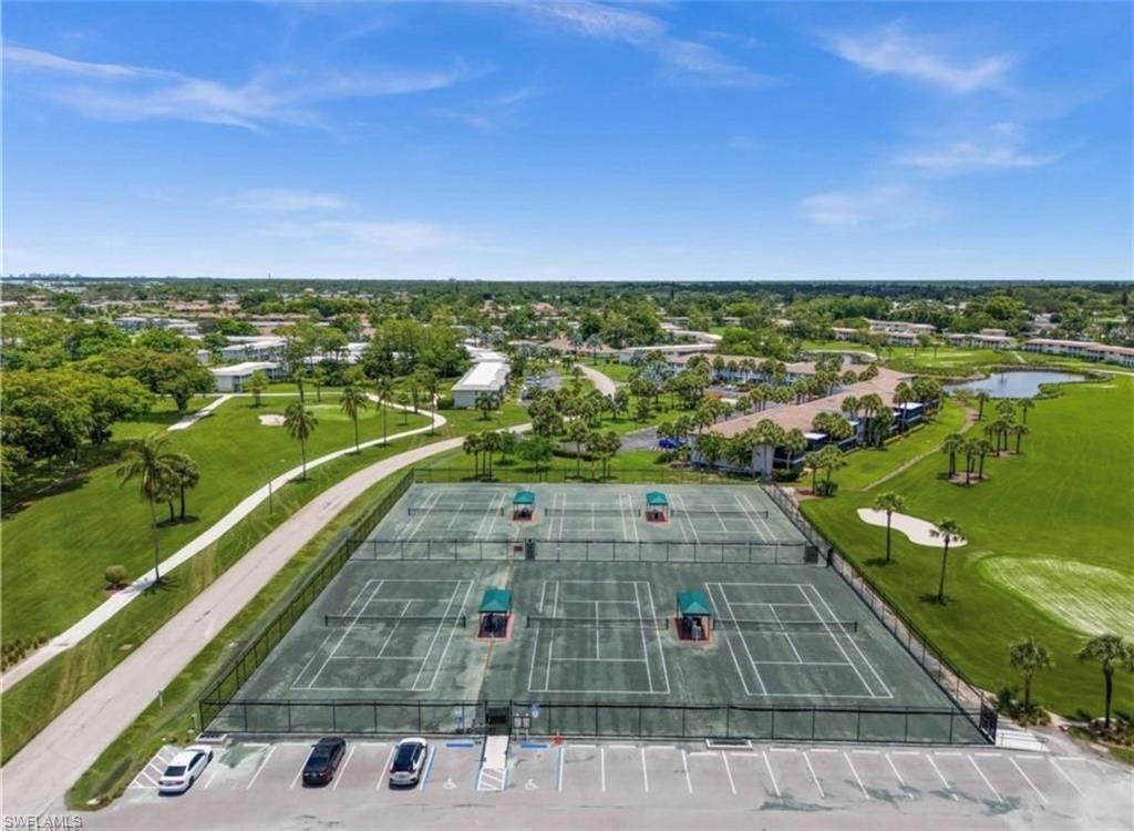 FAIRWAY OAKS - Residential