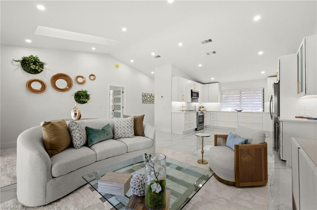 FAIRWAY OAKS - Residential