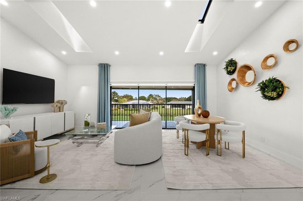 FAIRWAY OAKS - Residential