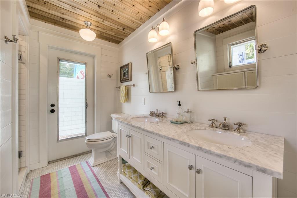 SANIBEL ESTATES - Residential