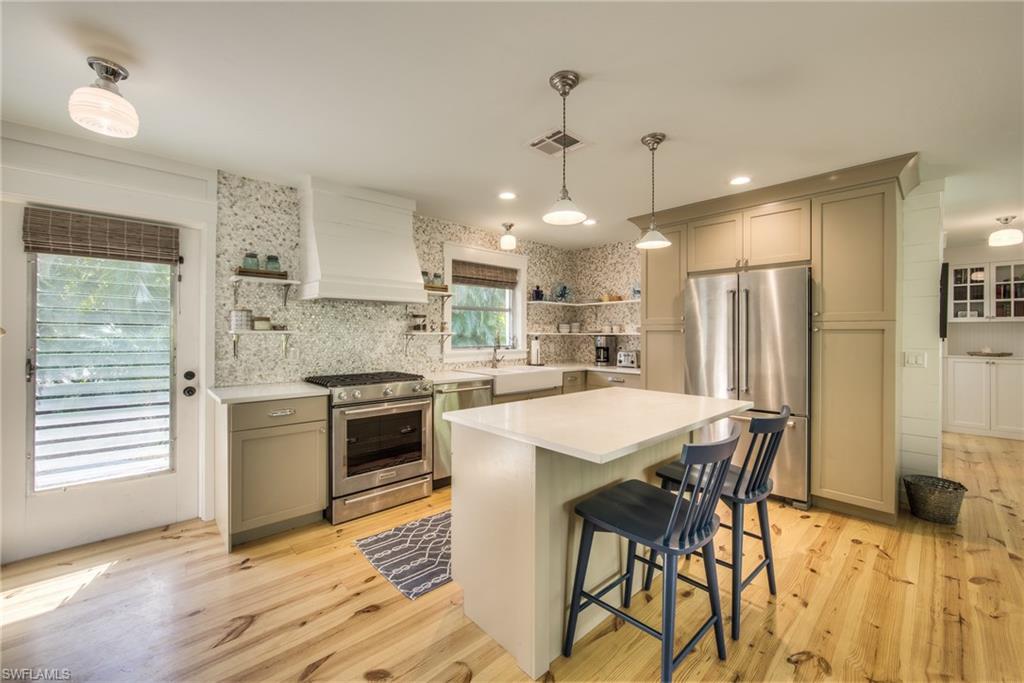 SANIBEL ESTATES - Residential