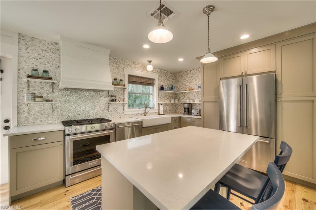 SANIBEL ESTATES - Residential