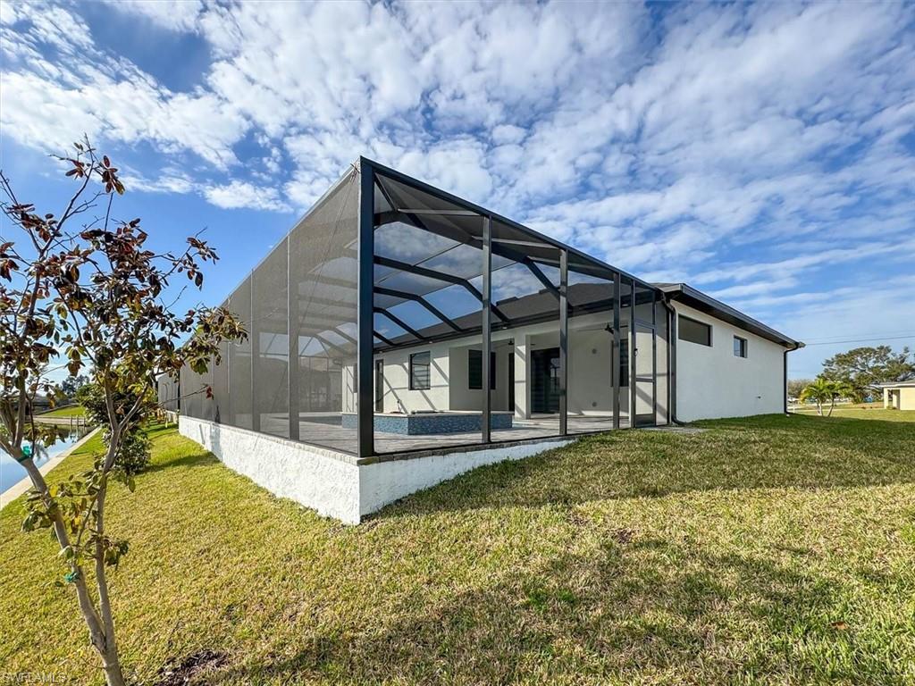 CAPE CORAL - Residential