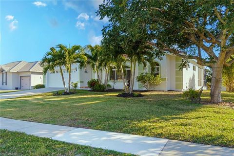 A home in MARCO ISLAND