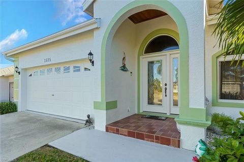 A home in MARCO ISLAND