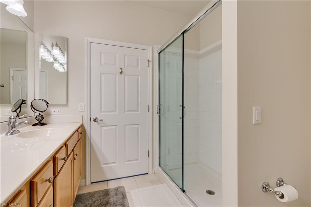 ROYAL POINTE - Residential