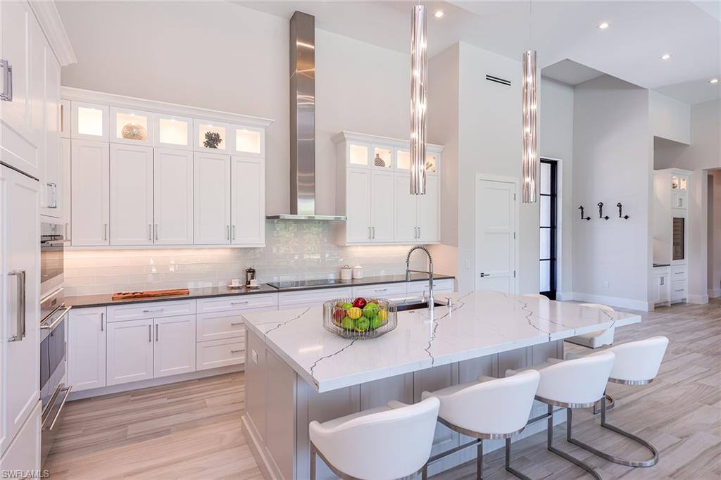 MOORINGS - Residential