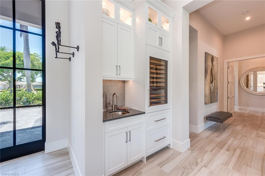 MOORINGS - Residential