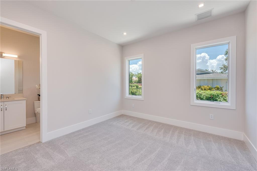 MOORINGS - Residential