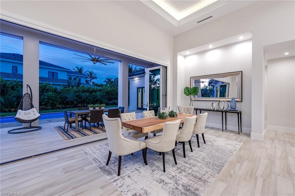 MOORINGS - Residential