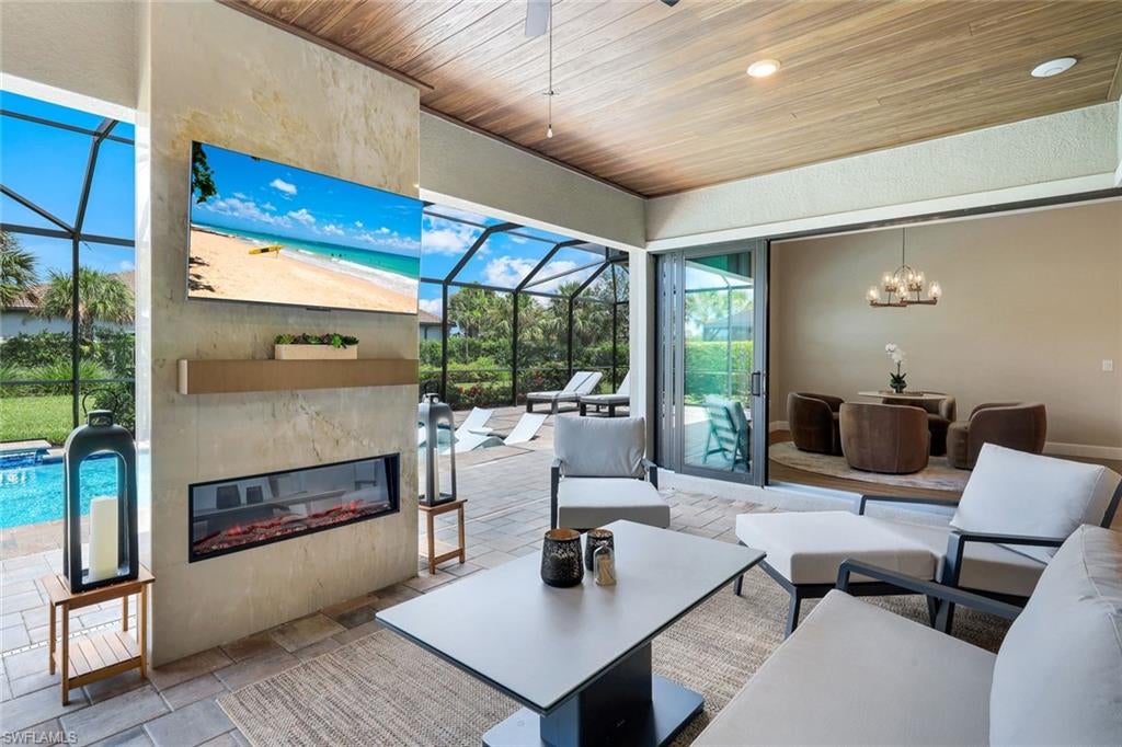 9151 Snowy Owl WAY