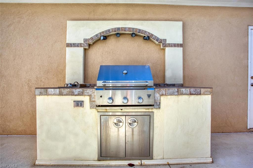 VERONA WALK - Residential