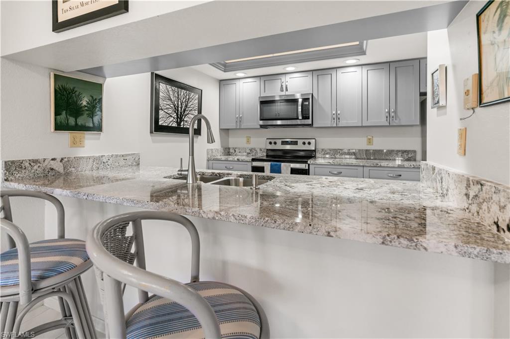 WELLINGTON AT BRECKENRIDGE - Residential