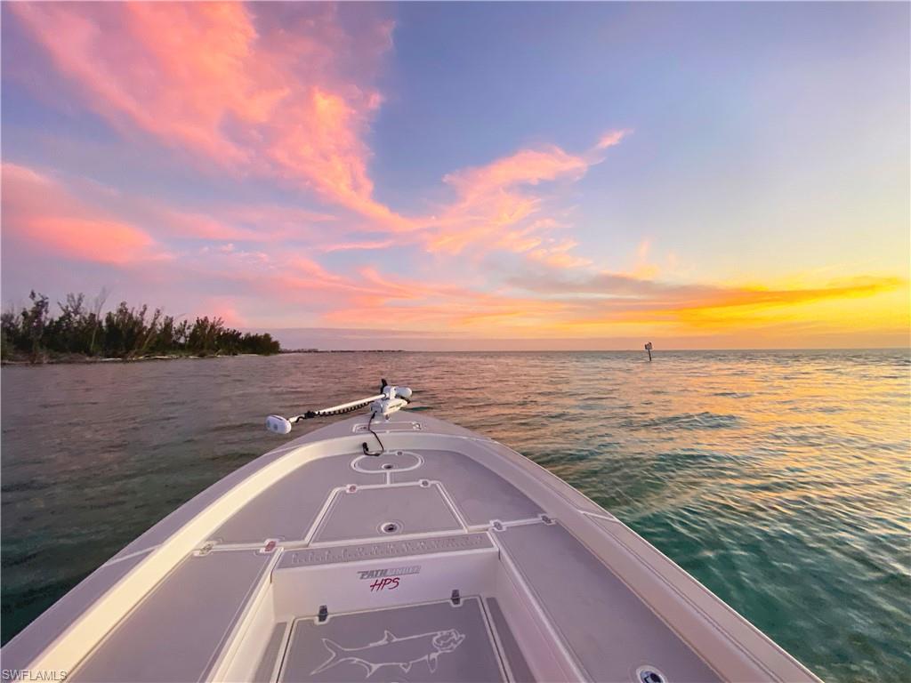 ISLES OF CAPRI - Land