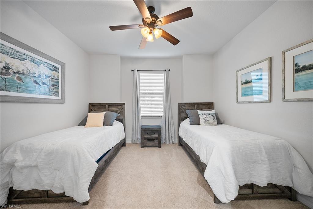 TWIN EAGLES - Residential