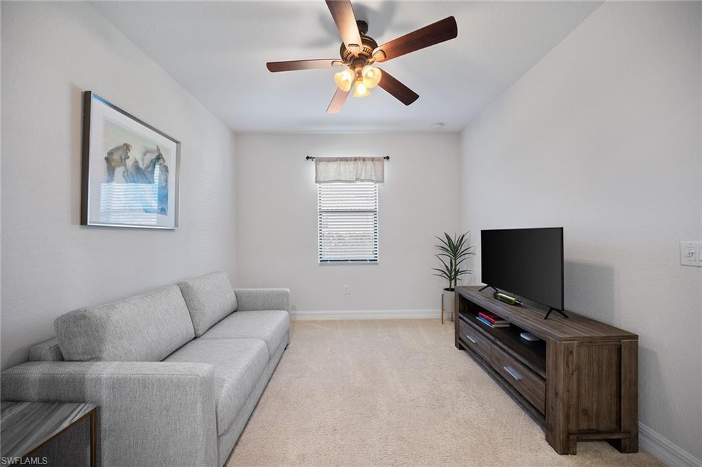 TWIN EAGLES - Residential