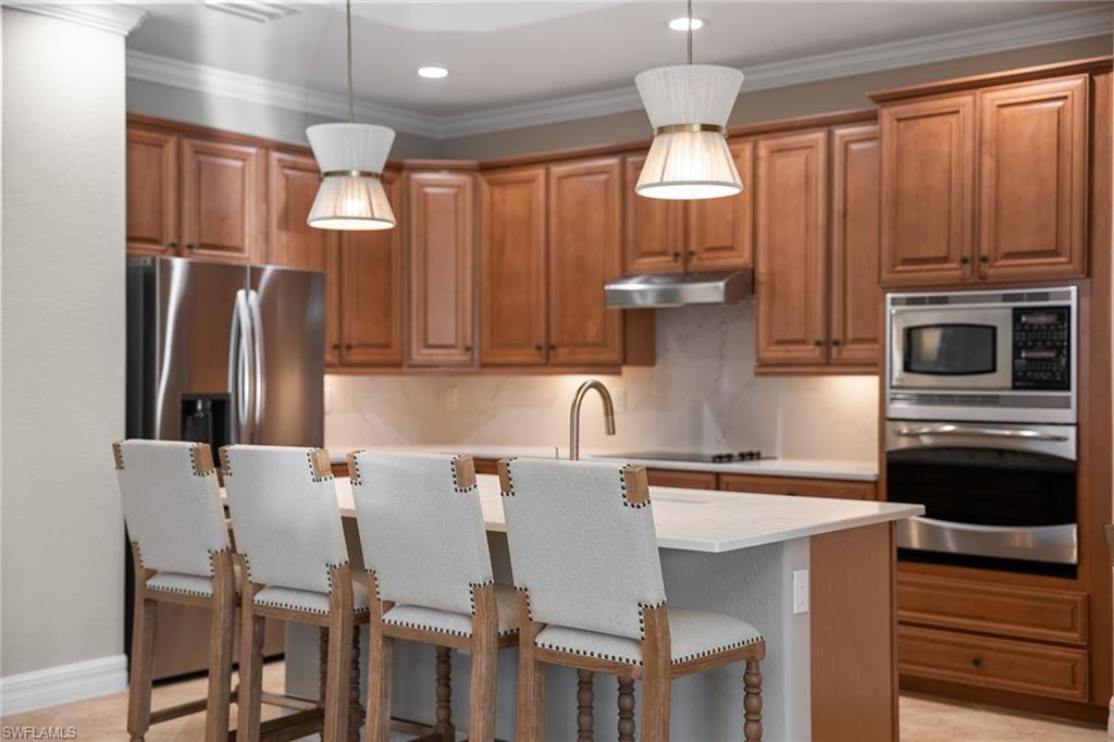 TWIN EAGLES - Residential