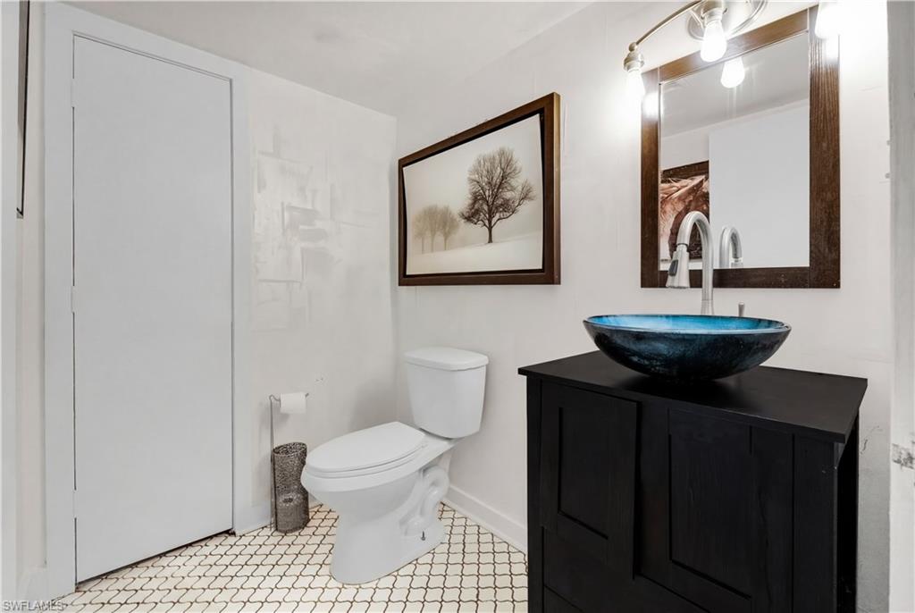 SAN CARLOS ESTATES - Residential