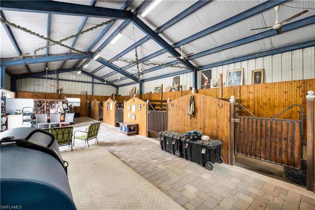 SAN CARLOS ESTATES - Residential