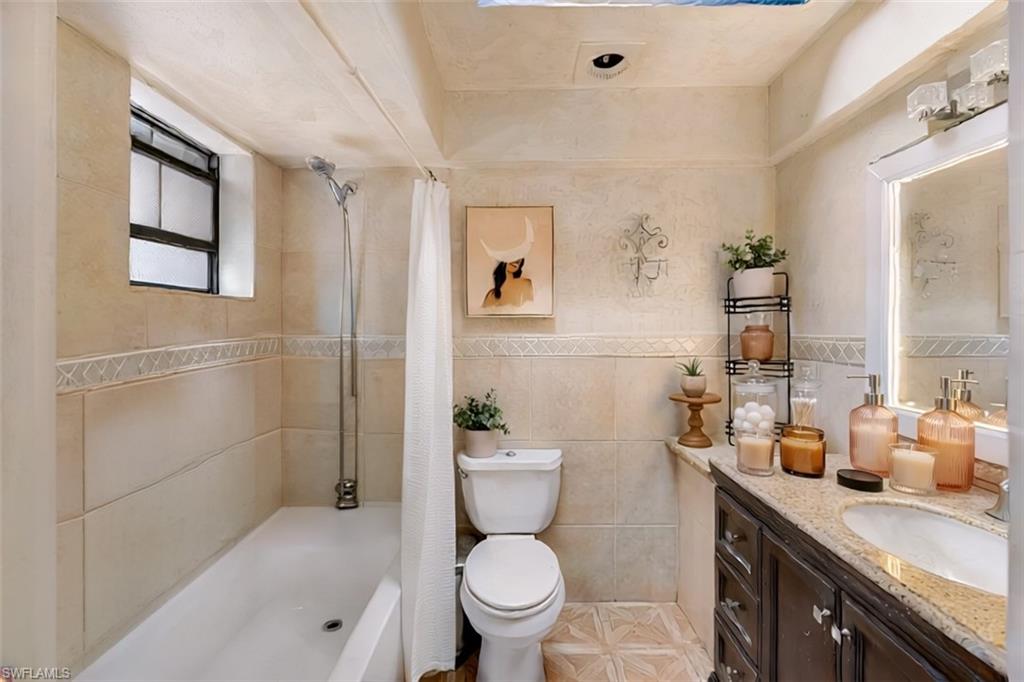 SAN CARLOS ESTATES - Residential