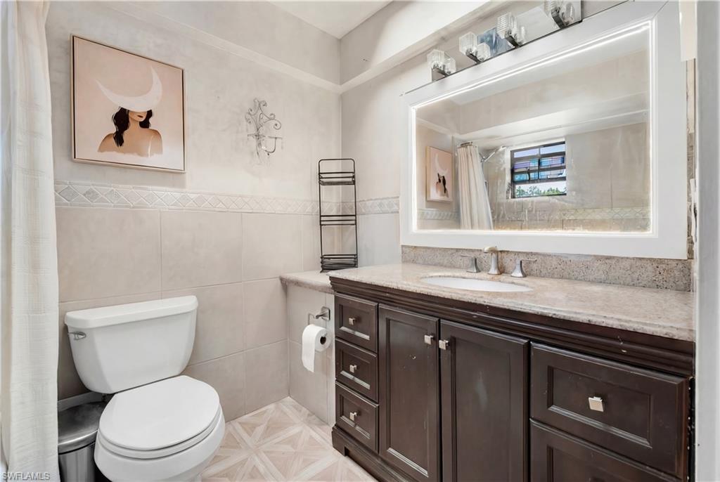 SAN CARLOS ESTATES - Residential