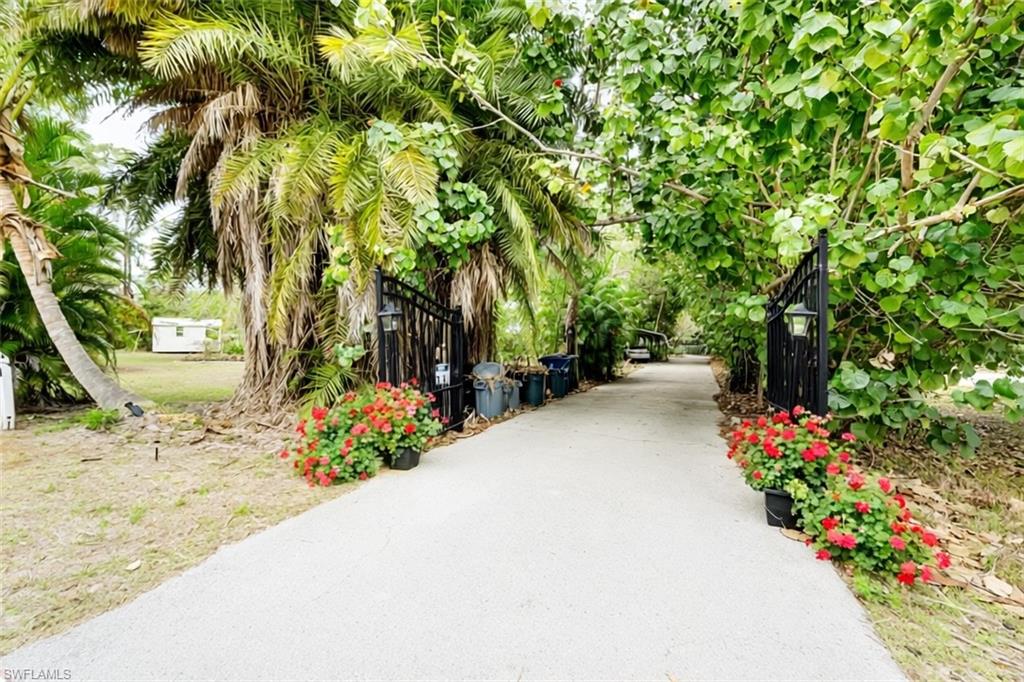 SAN CARLOS ESTATES - Residential