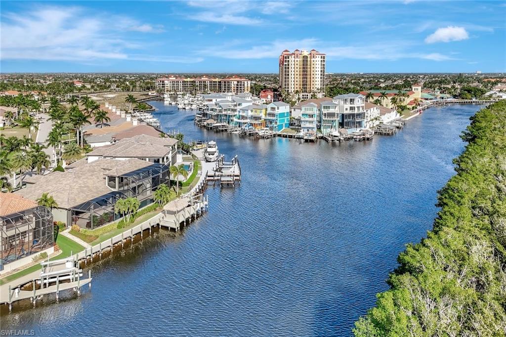 CAPE HARBOUR - Residential