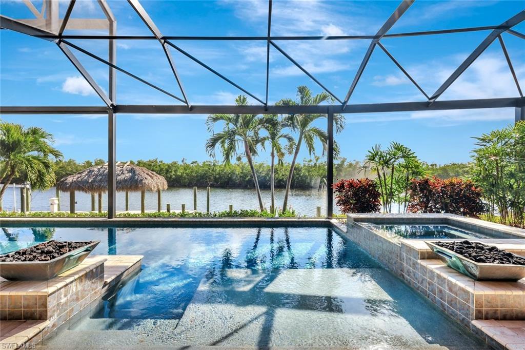 CAPE HARBOUR - Residential