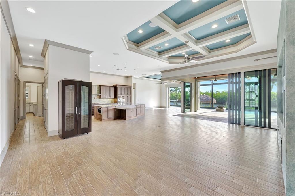 CAPE HARBOUR - Residential