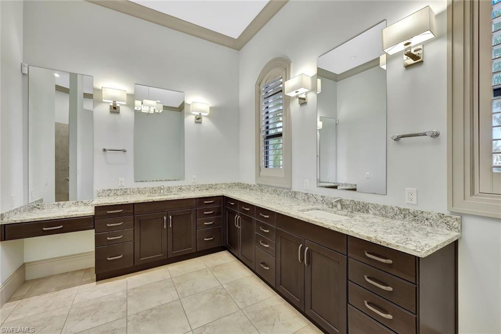 CAPE HARBOUR - Residential