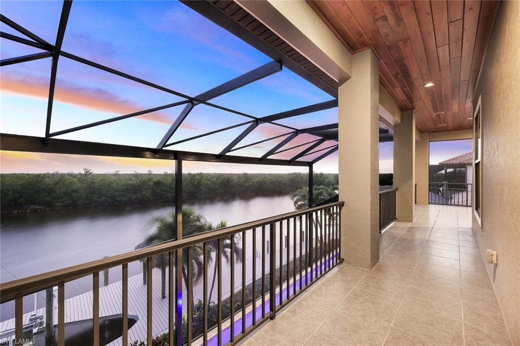 CAPE HARBOUR - Residential