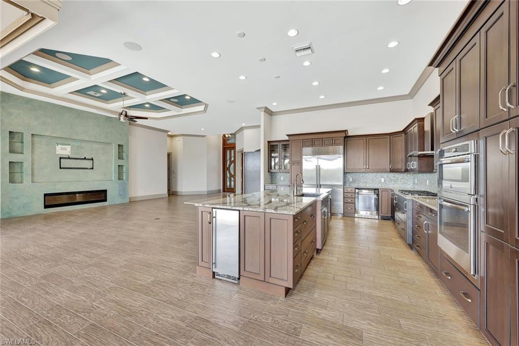 CAPE HARBOUR - Residential