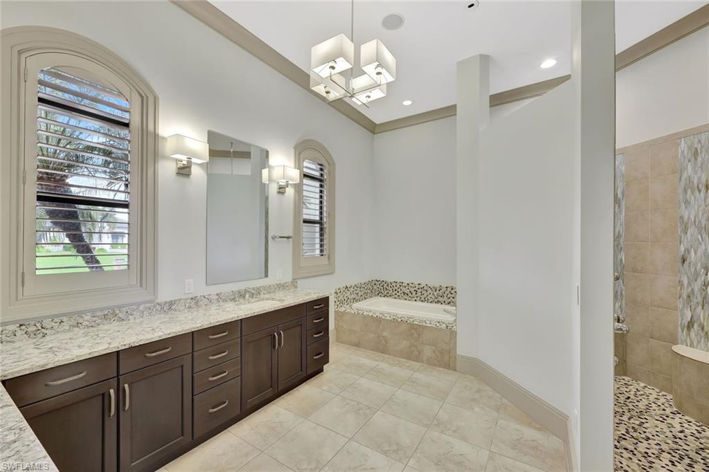 CAPE HARBOUR - Residential