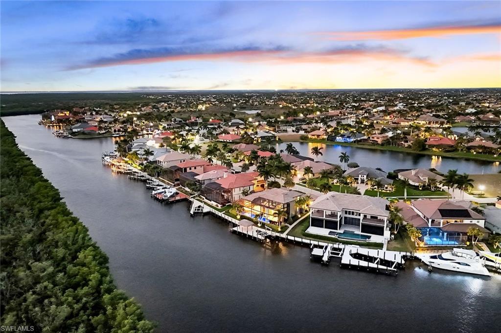 CAPE HARBOUR - Residential