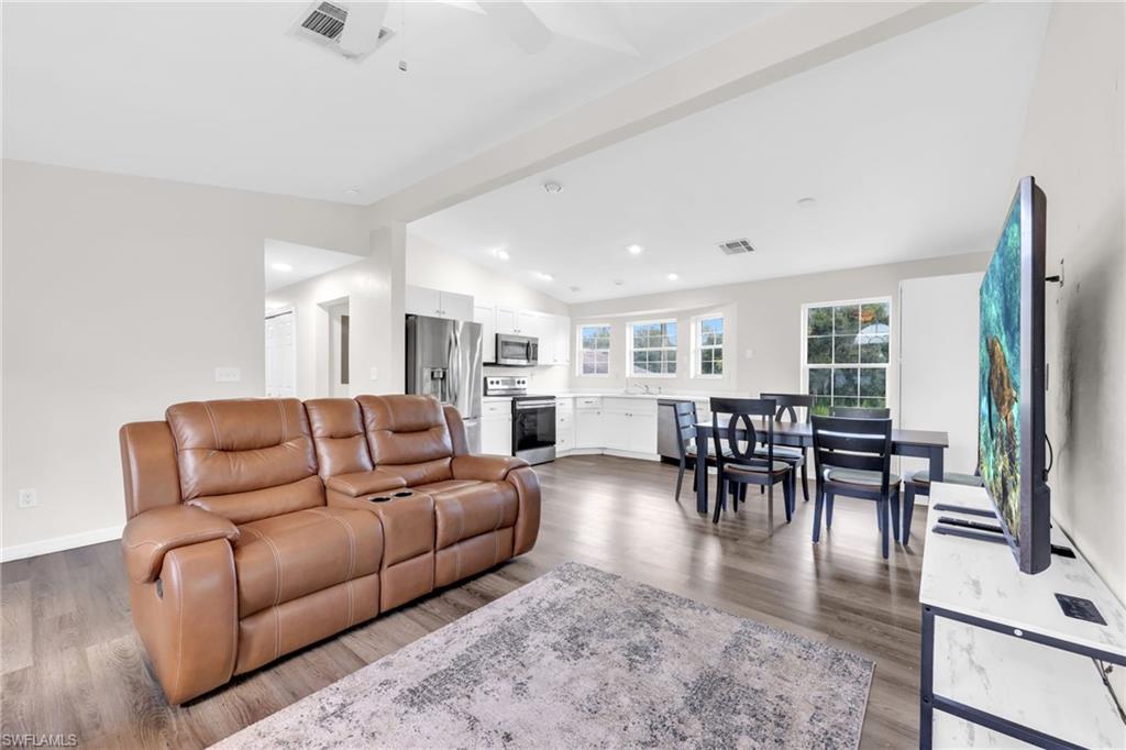 GOLDEN GATE ESTATES - Residential