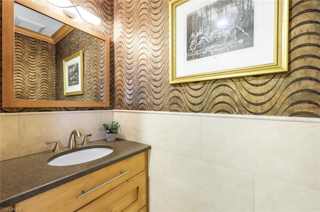 BREAKWATER - Residential