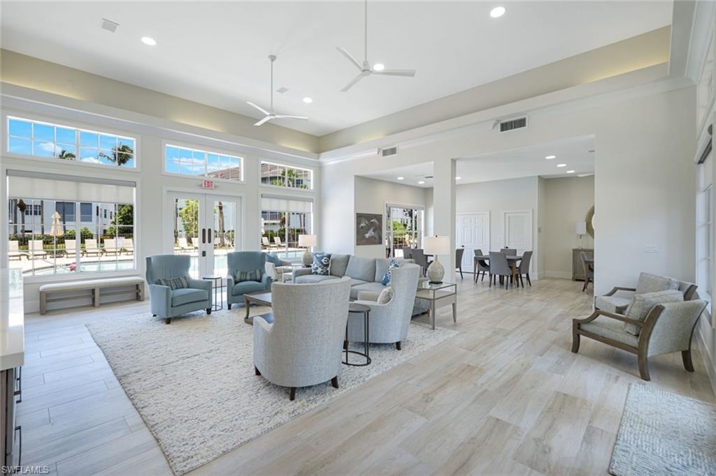 BREAKWATER - Residential