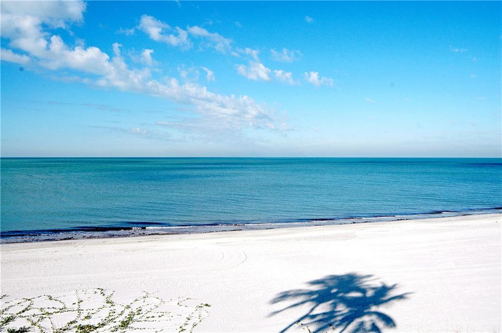 BREAKWATER - Residential