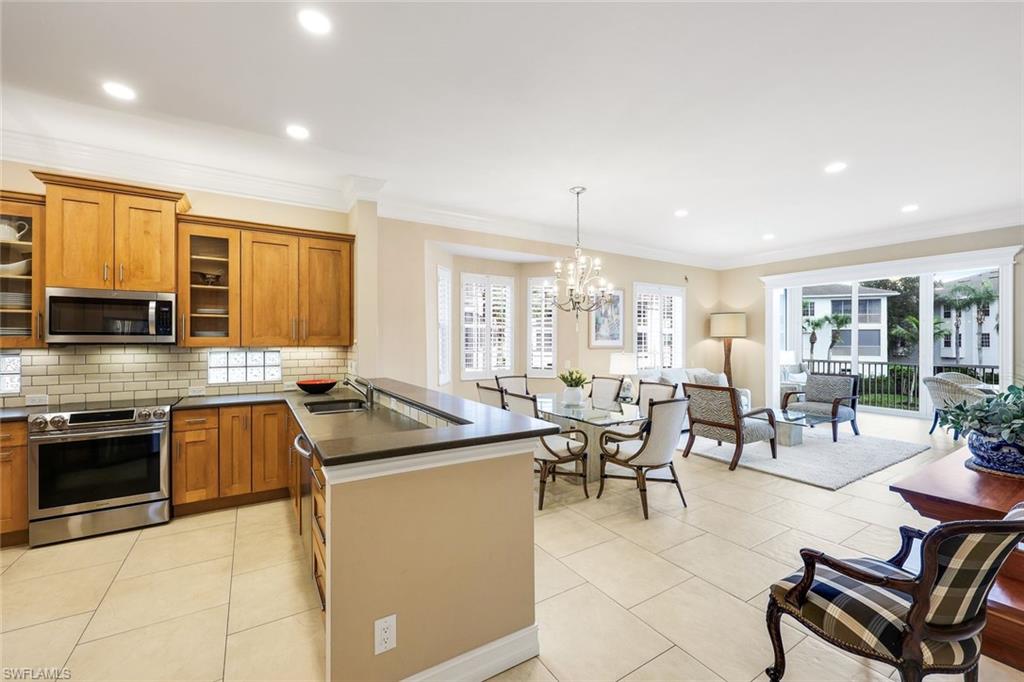 BREAKWATER - Residential