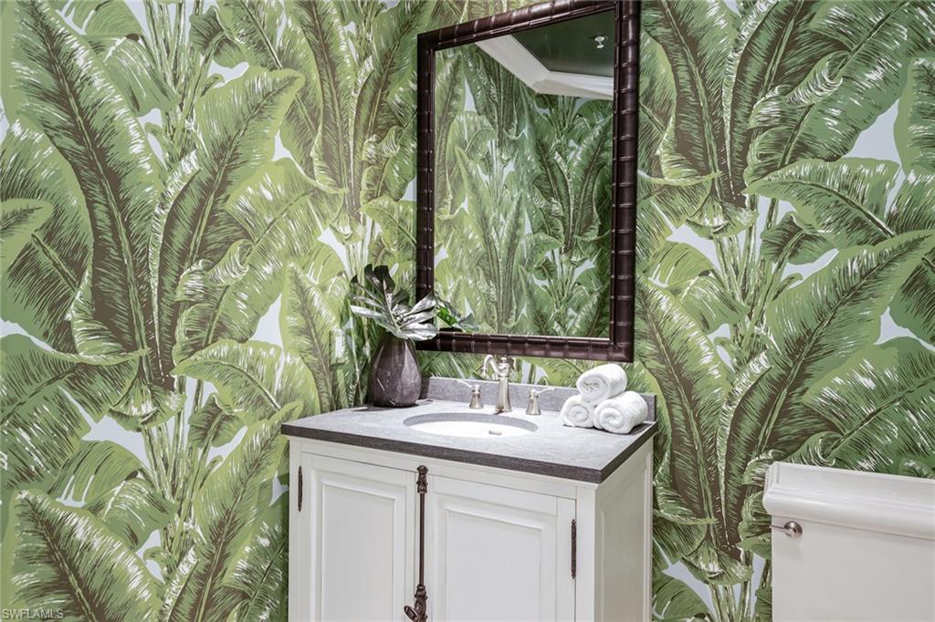 MANSION LA PALMA AT BAY COLONY - Residential