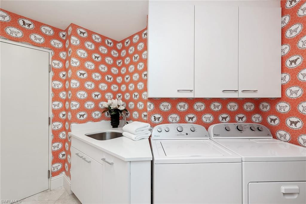 MANSION LA PALMA AT BAY COLONY - Residential