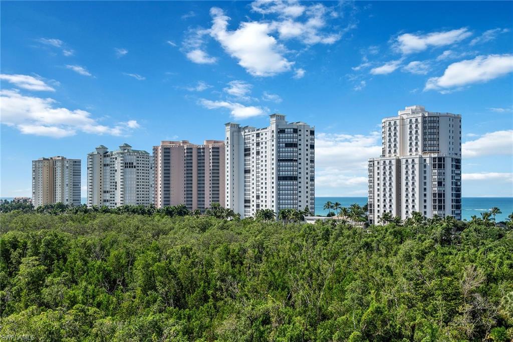 MANSION LA PALMA AT BAY COLONY - Residential