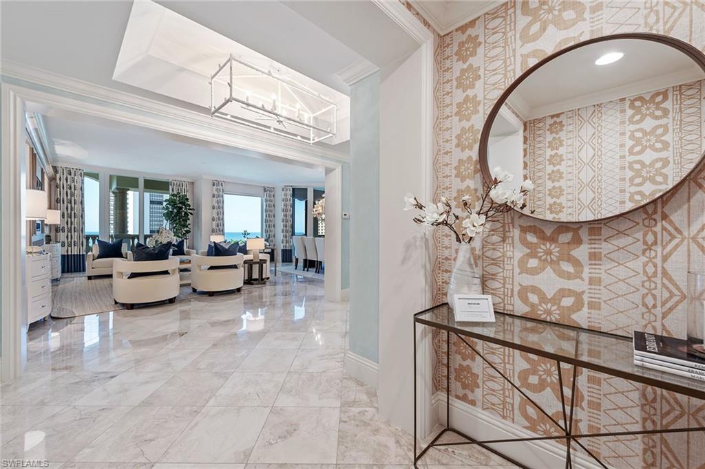 MANSION LA PALMA AT BAY COLONY - Residential