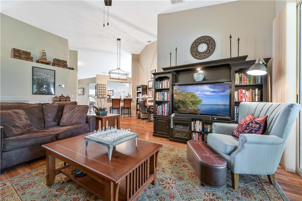 SUMMERWIND - Residential