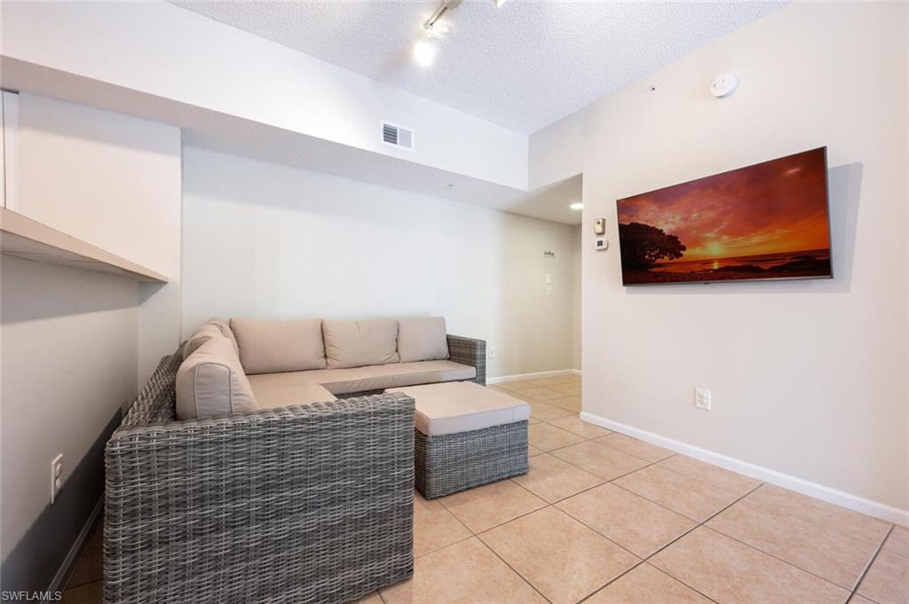 NAPOLI - Residential